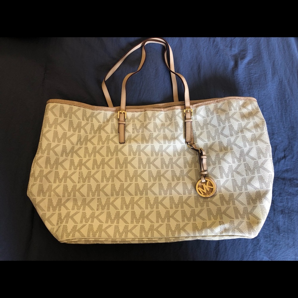 Micheal Kora tote